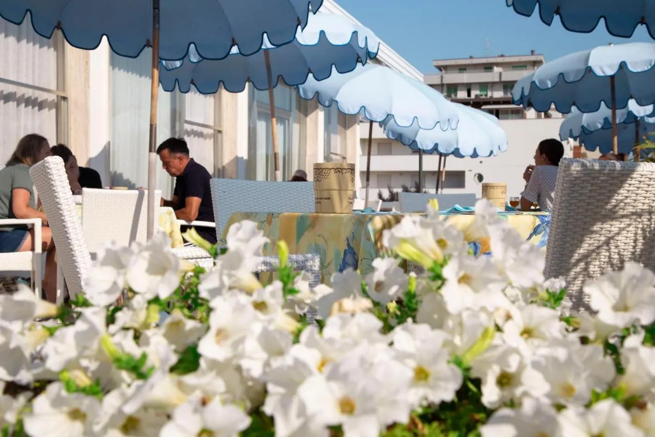 Hotel Internazionale 체제나티코