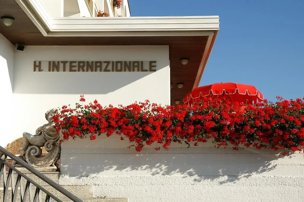 Hotel Internazionale 체제나티코