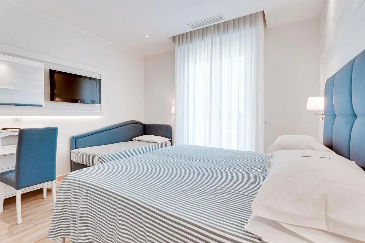 Hotel Internazionale Cesenatico Italien