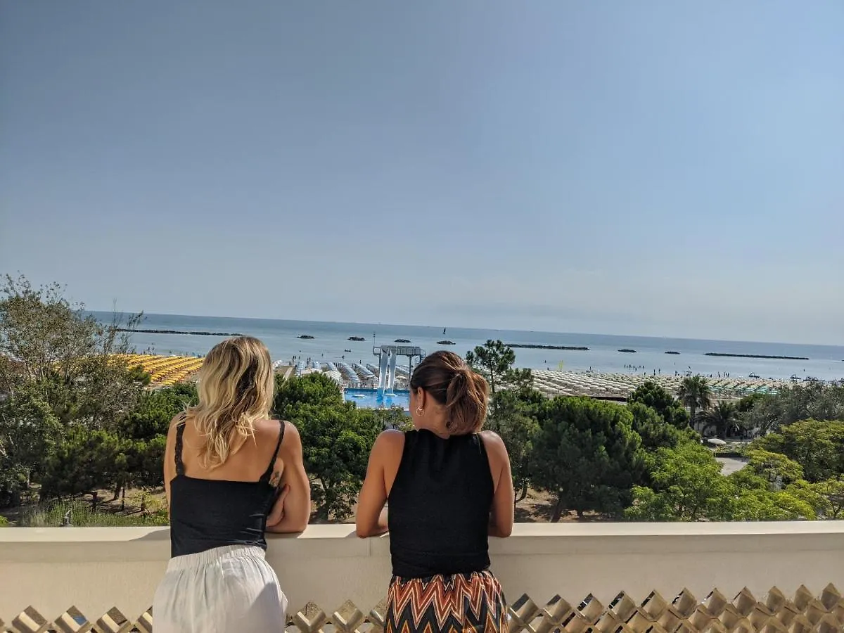 Hotel Internazionale Cesenatico 4*,  Italy